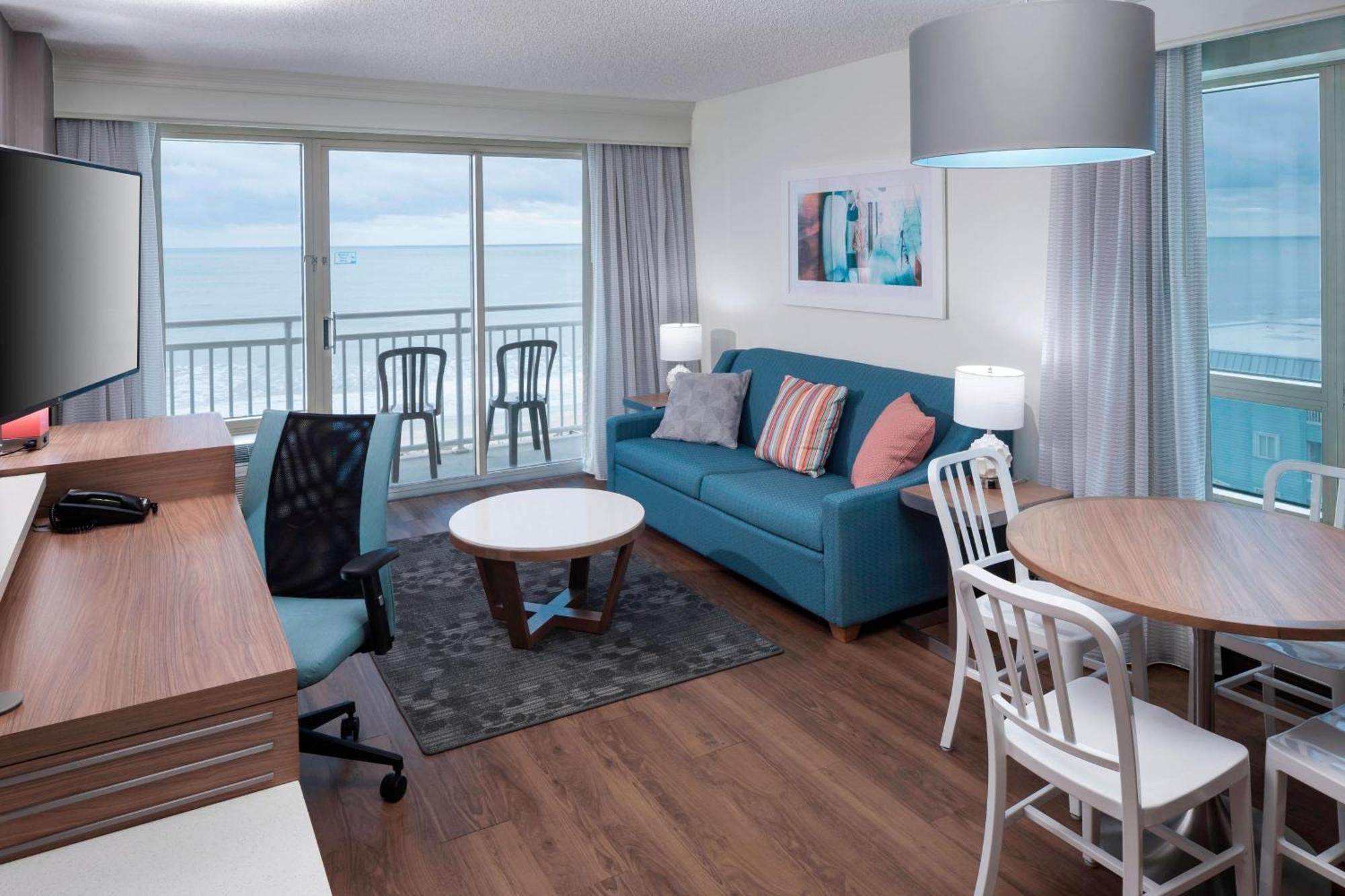Courtyard Carolina Beach Oceanfront Exterior photo